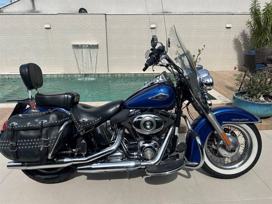 HARLEY-DAVIDSON SOFTAIL HERITAGE CLASSIC HARLEY-DAVIDSON SOFTAIL HERITAGE CLASSIC